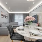 アパート Elegant With Balcony By The Oder River In By Renters Prestige *