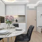 Elegant With Balcony By The Oder River In By Renters Prestige アパート *