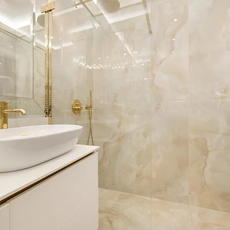 Elegant With Balcony By The Oder River In By Renters Prestige Apartment