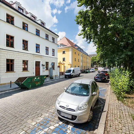Apartment Elegant With Balcony By The Oder River In By Renters Prestige