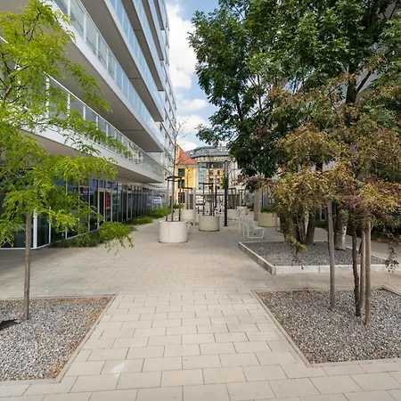 Elegant With Balcony By The Oder River In By Renters Prestige Apartment *