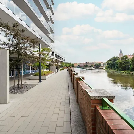 Elegant With Balcony By The Oder River In By Renters Prestige Apartment