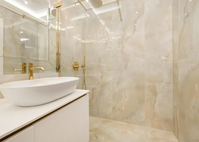 Elegant With Balcony By The Oder River In By Renters Prestige Apartamento