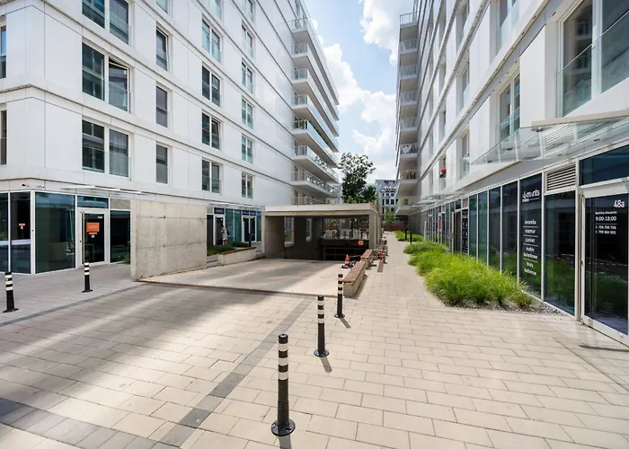 Elegant With Balcony By The Oder River In By Renters Prestige Apartamento Breslavia